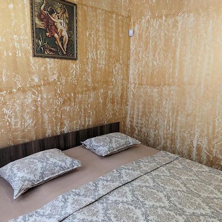 Mano'S Guest House Kobuleti Εξωτερικό φωτογραφία